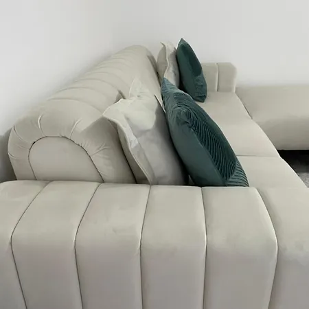 شقة Lux نوفي ساد