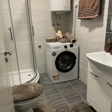 Lux * نوفي ساد